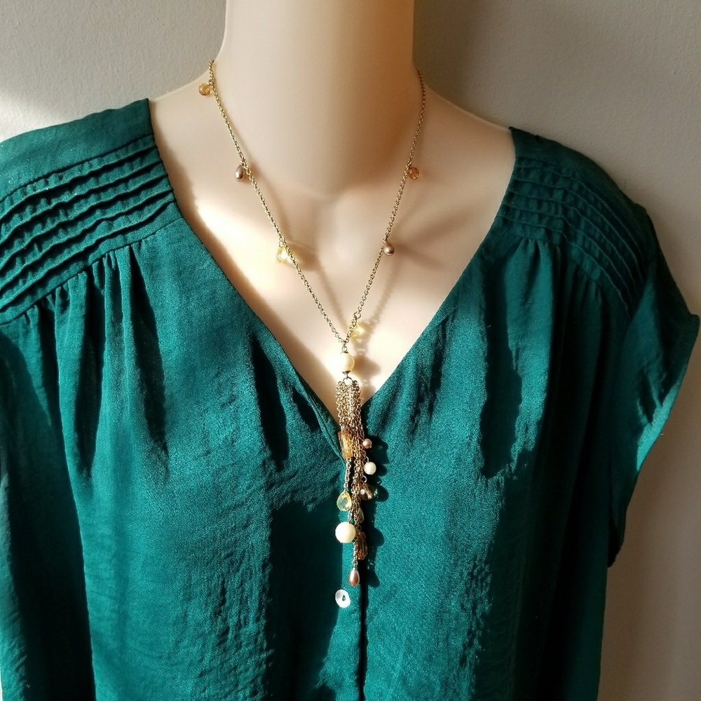 Relisted -Necklace with amber color and faux pearl beads - Picture 2 of 5